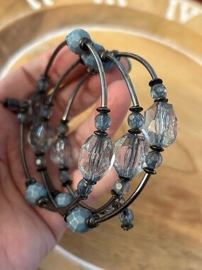 Beaded coil Bracelet - blue Gray Crystal Accents